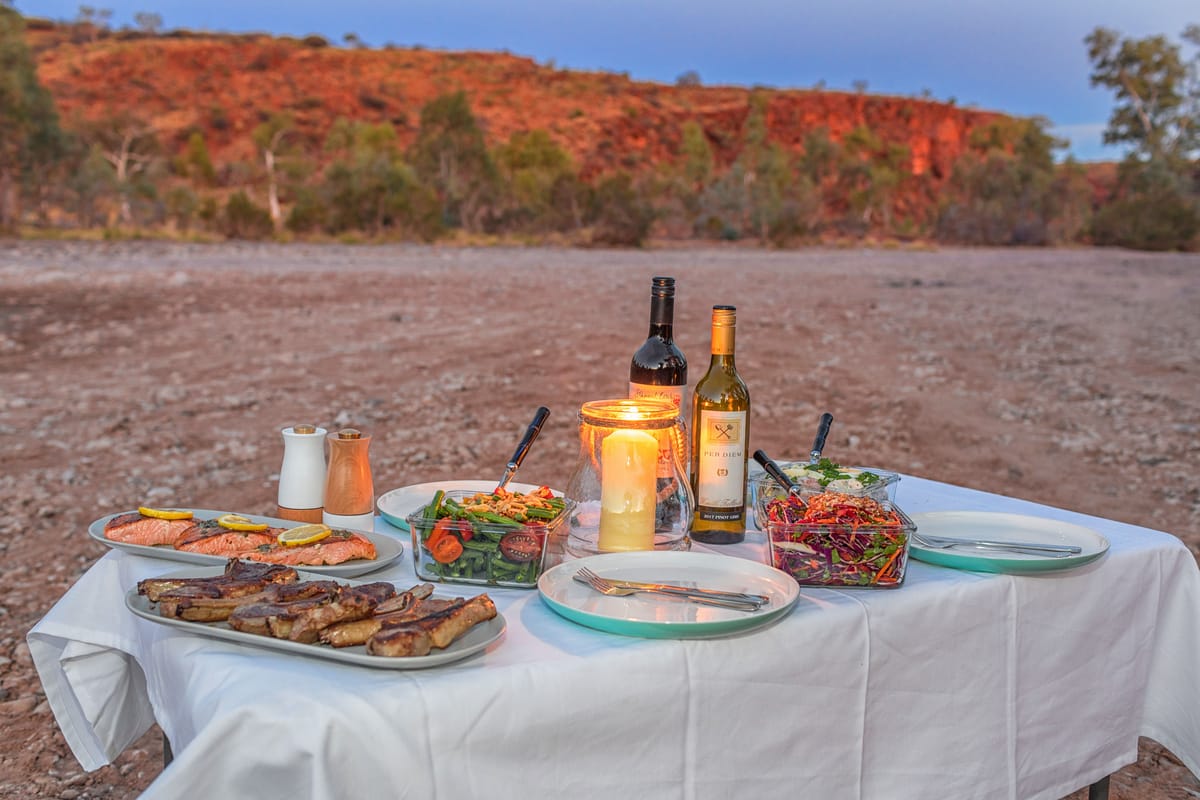 PRIVATE TOUR: Alice Springs to Uluṟu Luxury 4WD Camping Safari